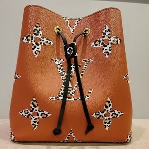 Louis Vuitton 2019 Jungle Collection Neonoe